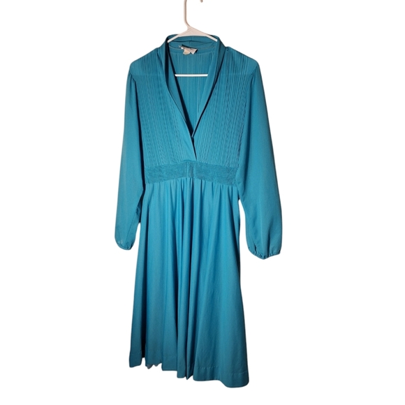 Vintage Turquoise TEAL Dress Long Sleeves Pleated ACCENTS MOBWIFE 70's - Picture 1 of 4
